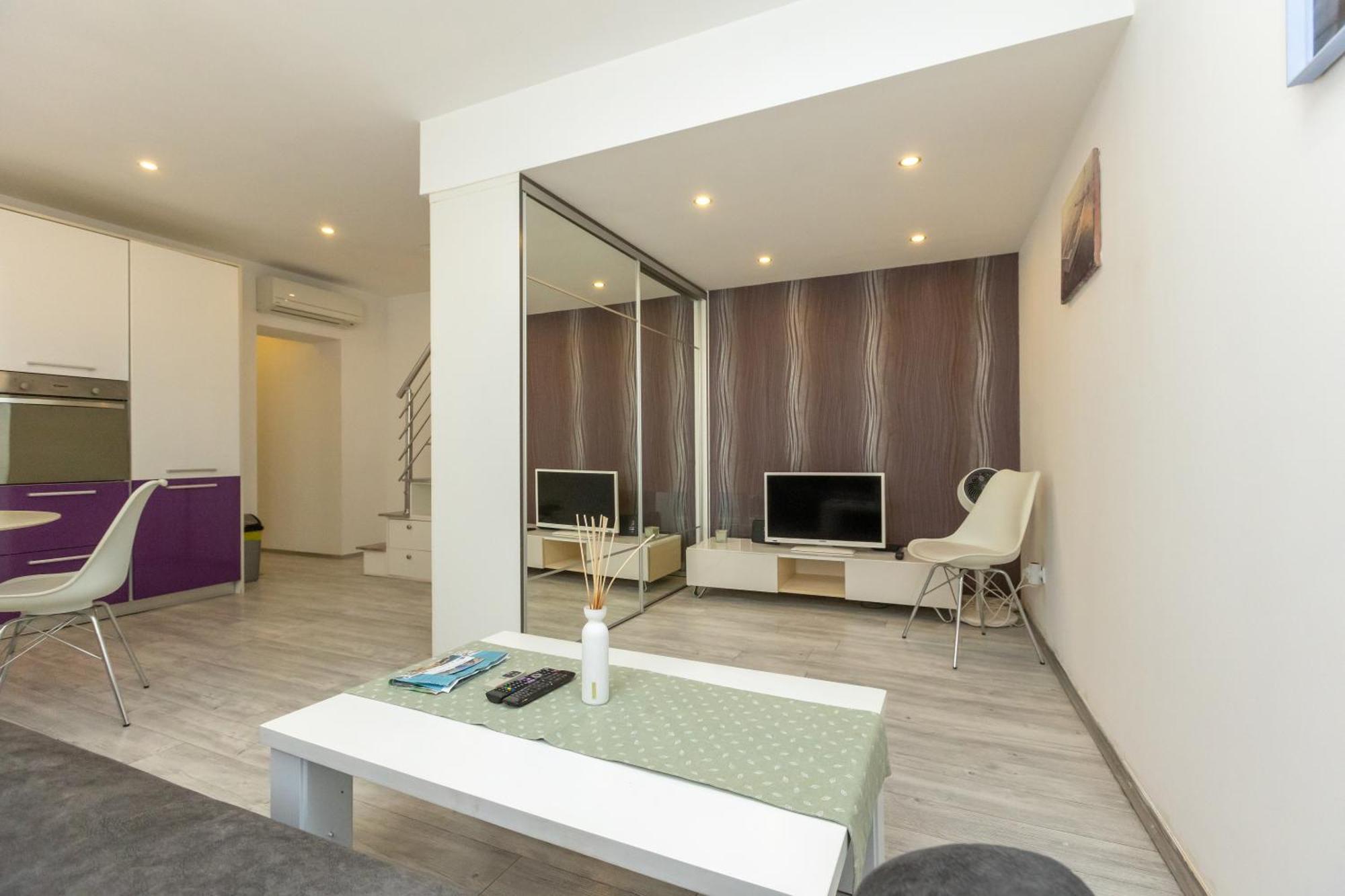 Alpha Loft 1Br Apartment In Center Zadar Exterior photo